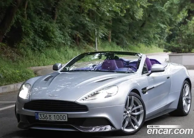 Aston Martin Vanquish 2015 5.9 автомат (гидро), миниатюра 3