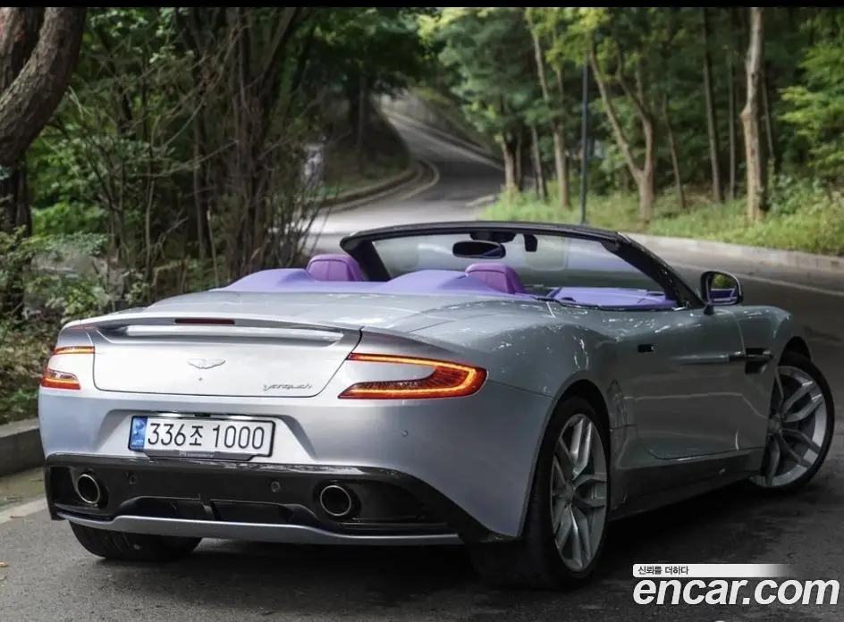 Aston Martin Vanquish 2015 5.9 автомат (гидро), фото 4