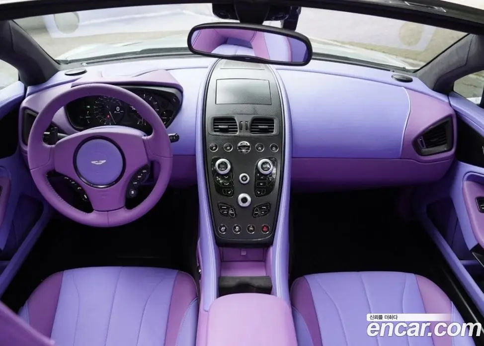 Aston Martin Vanquish 2015 5.9 автомат (гидро), фото 7