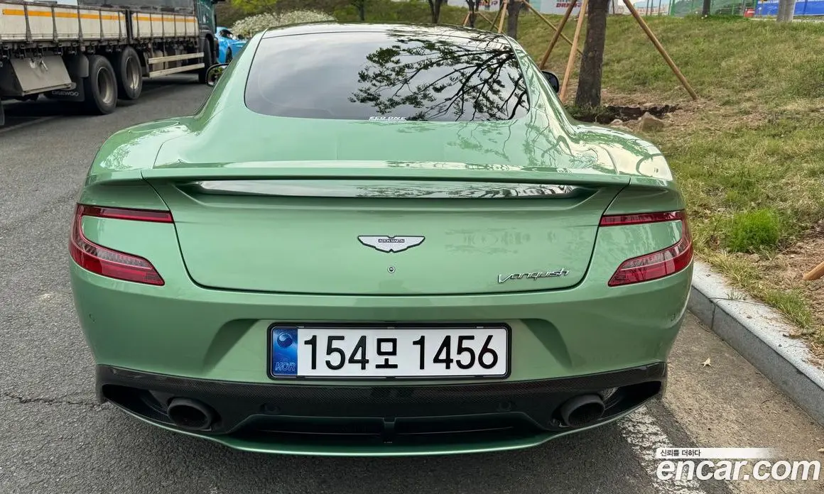 Aston Martin Vanquish 2016 5.9 автомат (гидро), фото 4