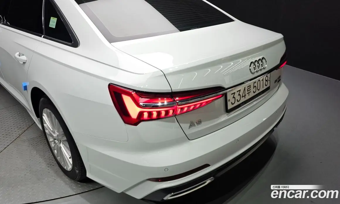 Audi A6 2019 2.0 автомат (гидро), фото 8