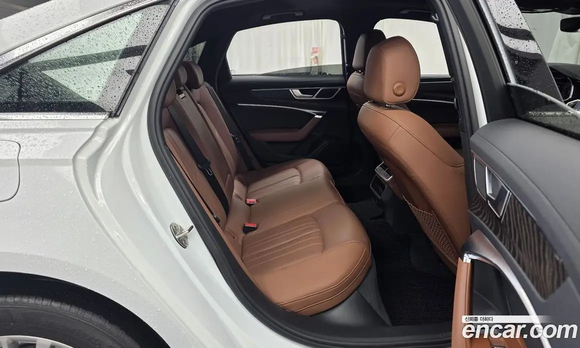 Audi A6 2020 2.0 автомат (гидро), фото 12