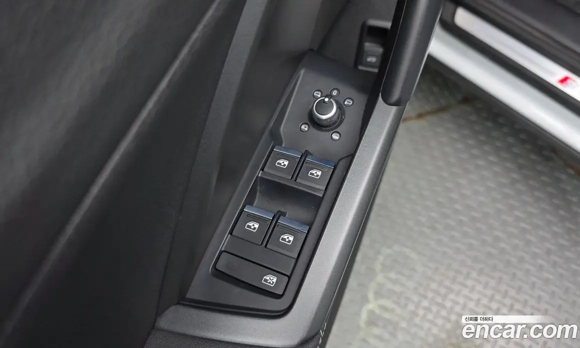 Audi Q3 2022 2.0 автомат (гидро), фото 17