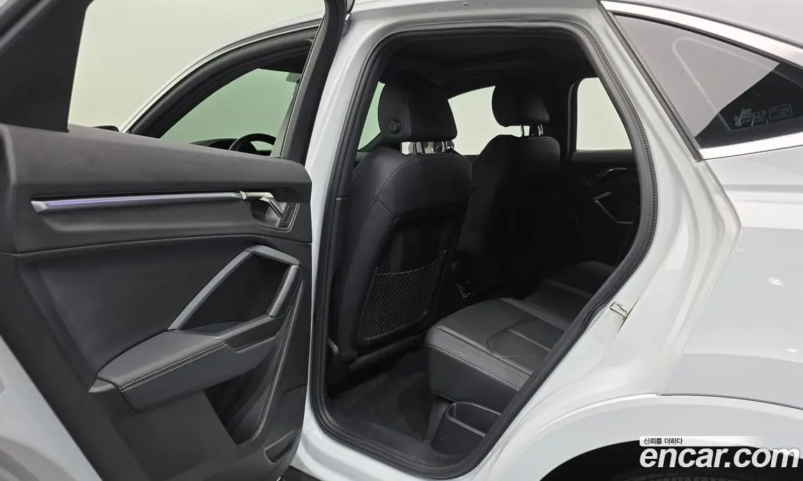 Audi Q3 2022 2.0 автомат (гидро), фото 23