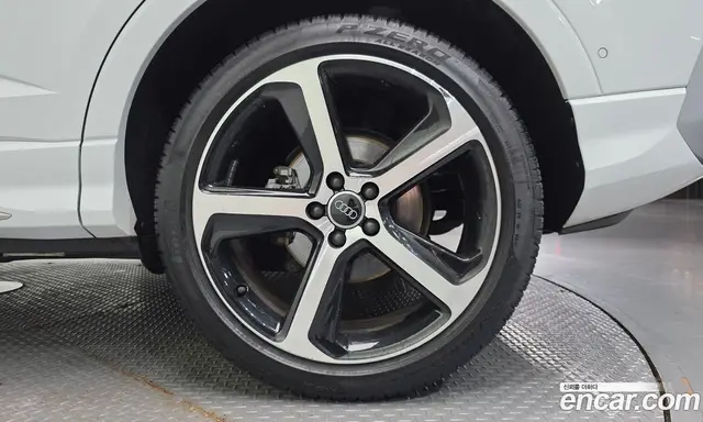 Audi Q3 2022 2.0 автомат (гидро), миниатюра 7