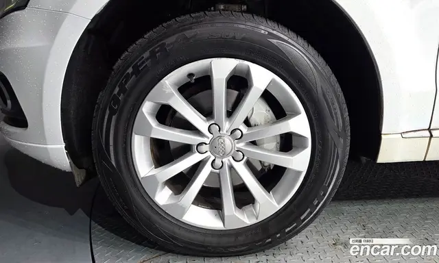 Audi Q5 2015 2.0 автомат (гидро), миниатюра 5