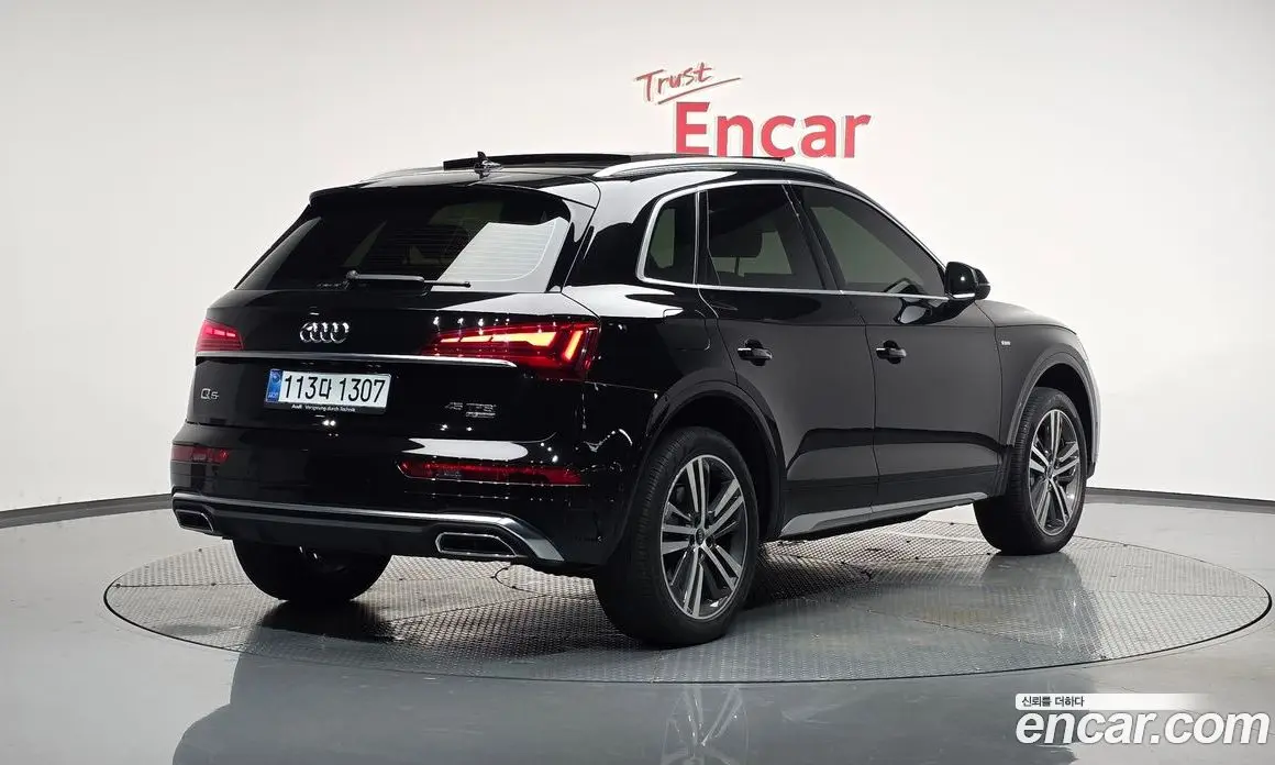 Audi Q5 2021 2.0 автомат (гидро), фото 2 Audi Q5 2021 2.0 автомат (гидро), фото 2