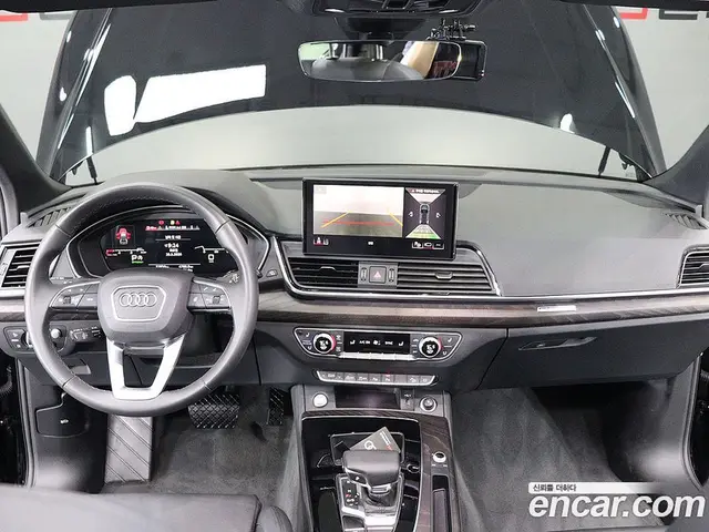 Audi Q5 2023 2.0 автомат (гидро), миниатюра 12