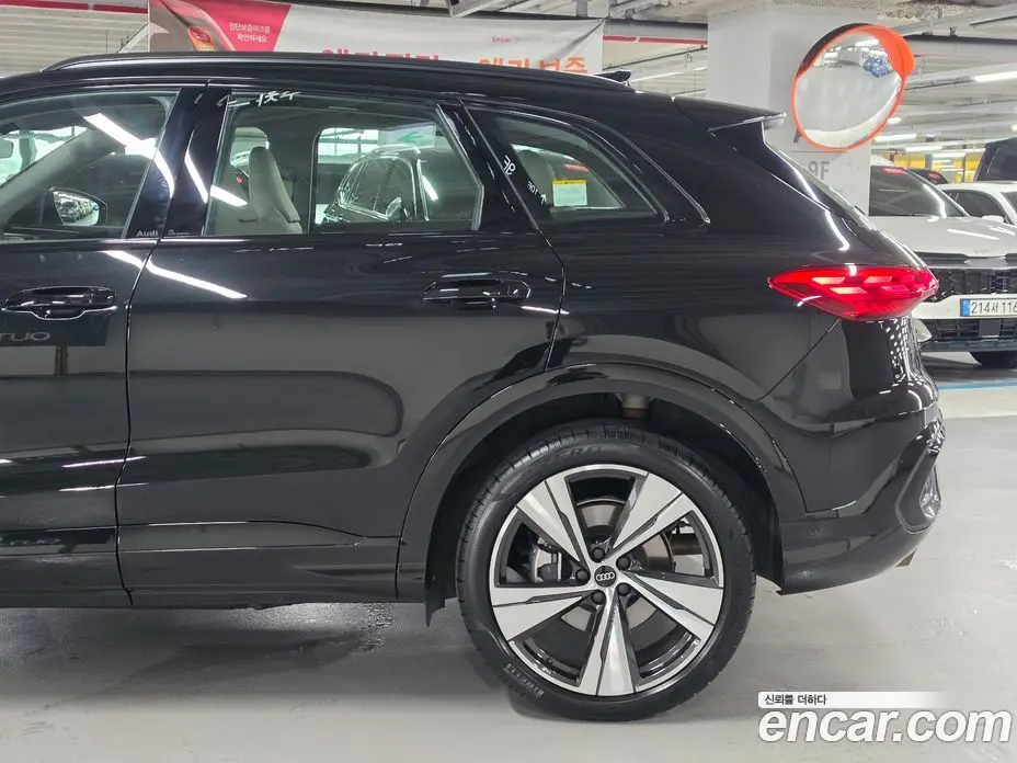 Audi Q5 2025 2.0 автомат (гидро), фото 6