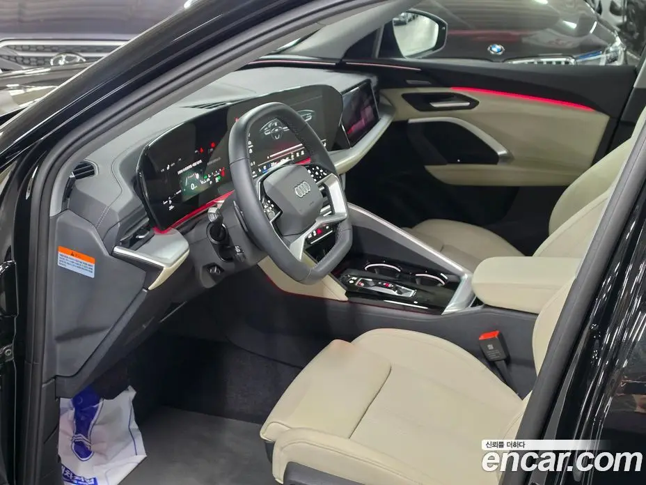 Audi Q5 2025 2.0 автомат (гидро), фото 9