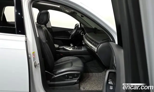 Audi Q7 2019 2.0 автомат (гидро), миниатюра 11 Audi Q7 2019 2.0 автомат (гидро), миниатюра 11