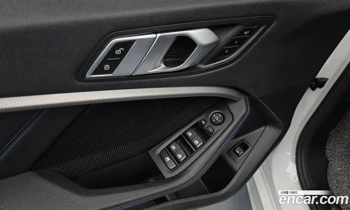 BMW 1 серия 2023 2.0 автомат (гидро), фото 30