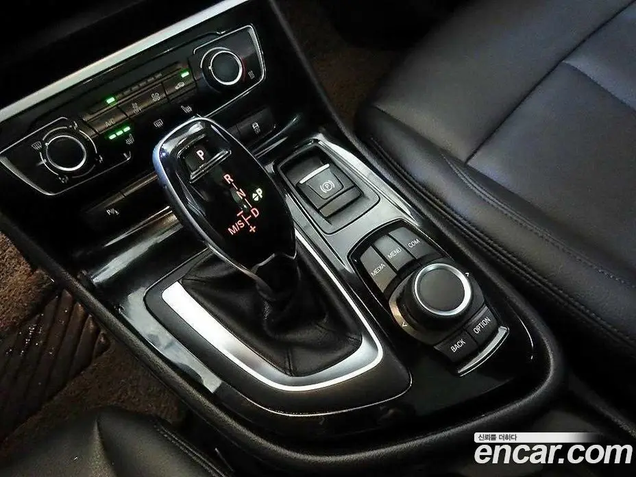 BMW 2 серия 2019 2.0 автомат (гидро), фото 11