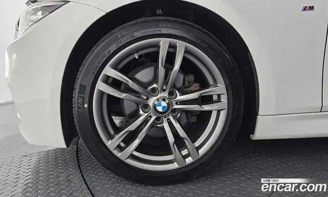 BMW 3 серия 2017 2.0 автомат (гидро), миниатюра 4