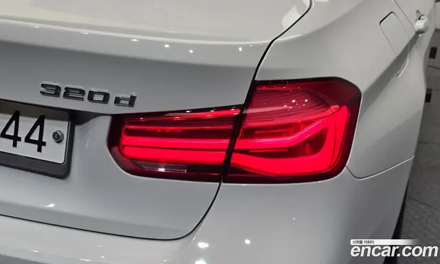 BMW 3 серия 2017 2.0 автомат (гидро), миниатюра 8