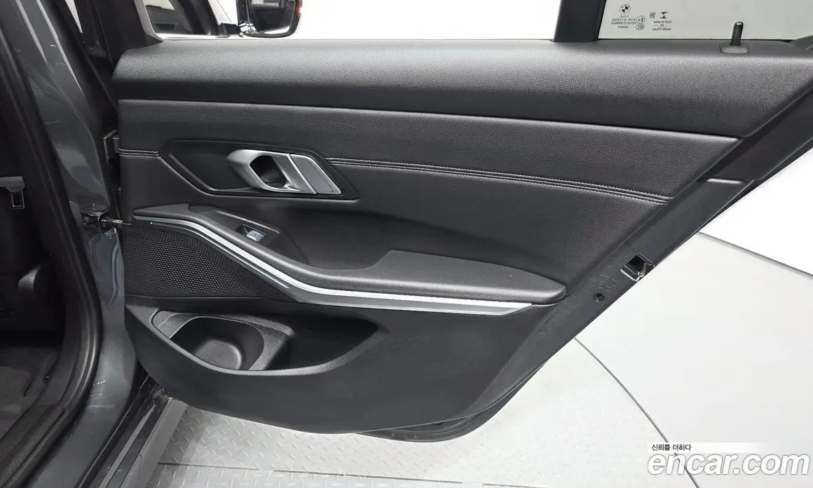 BMW 3 серия 2021 2.0 автомат (гидро), фото 15