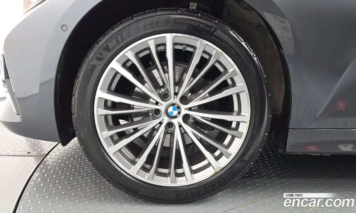 BMW 3 серия 2021 2.0 автомат (гидро), фото 5