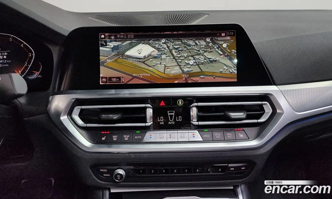 BMW 3 серия 2021 2.0 автомат (гидро), фото 14