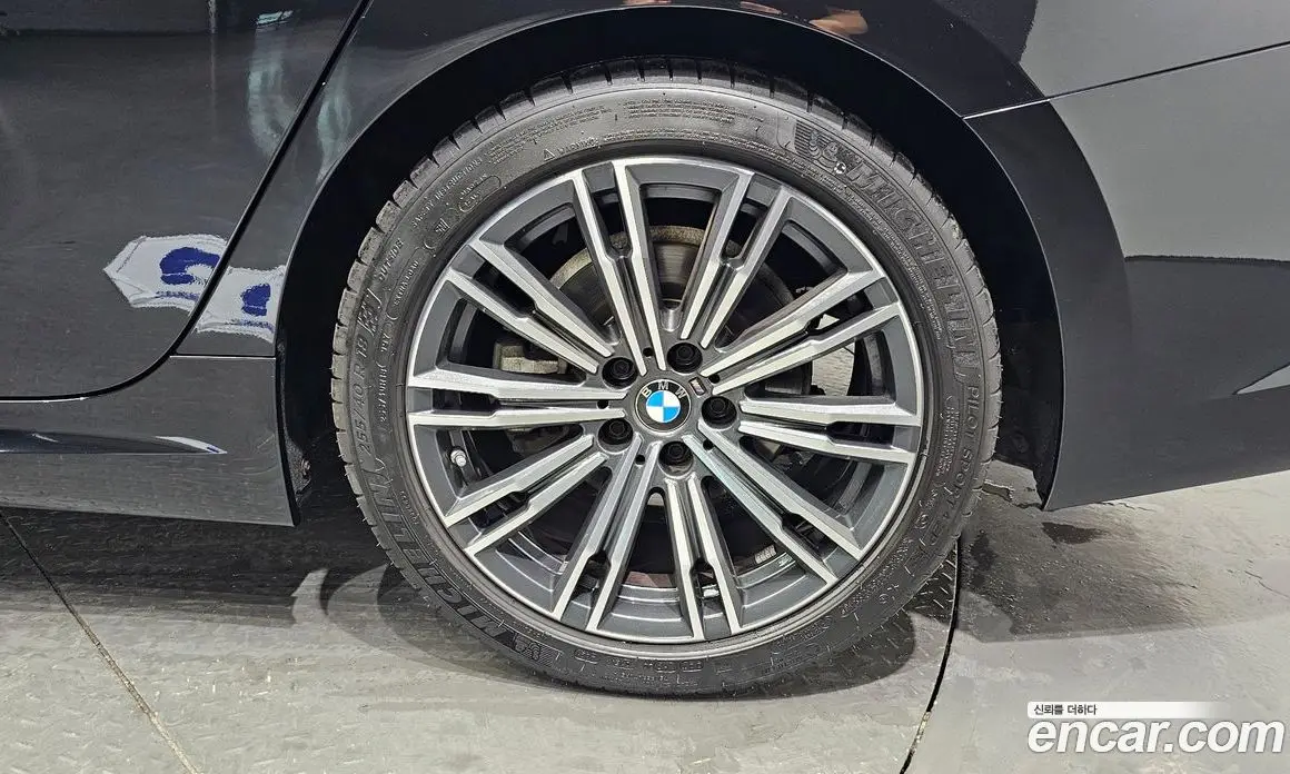 BMW 3 серия 2022 2.0 автомат (гидро), фото 7