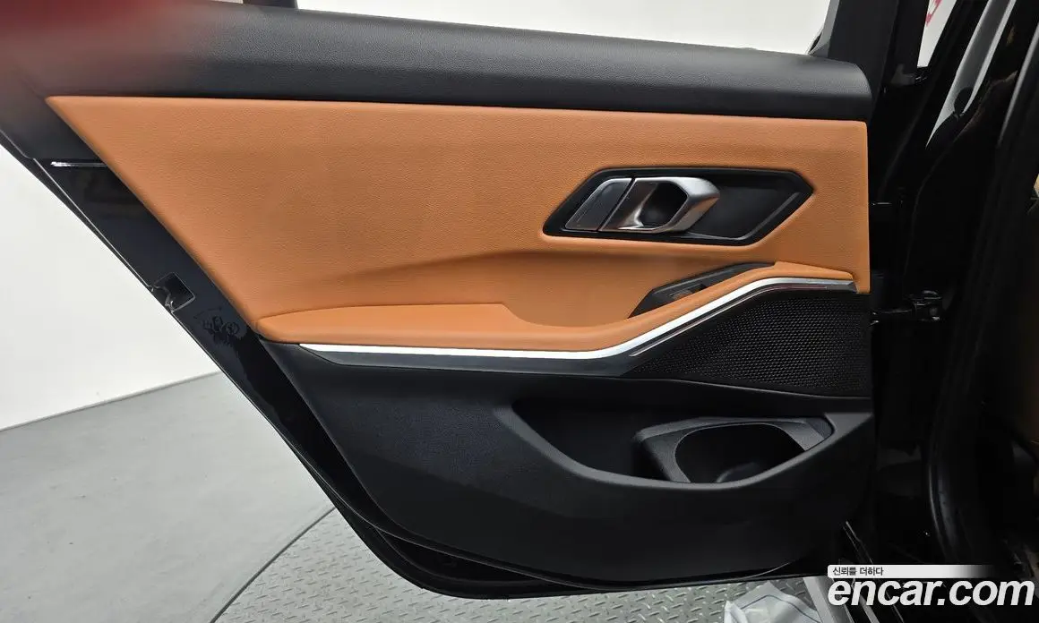 BMW 3 серия 2022 2.0 автомат (гидро), фото 15
