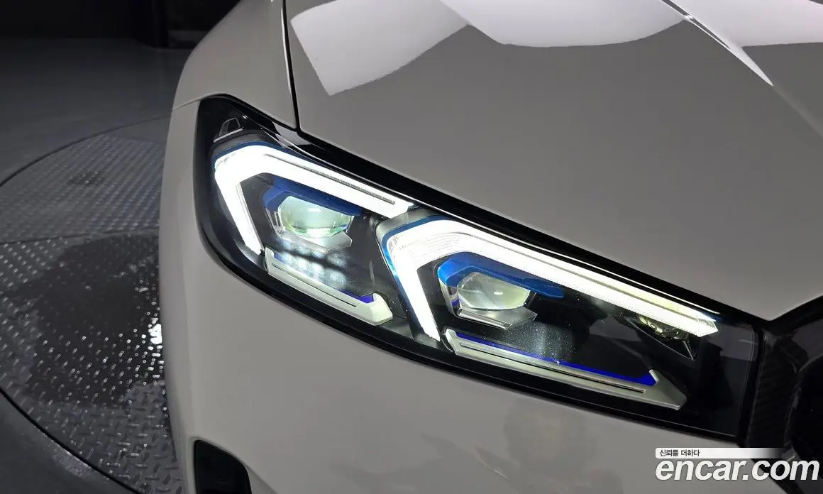 BMW 3 серия 2024 3.0 автомат (гидро), фото 8