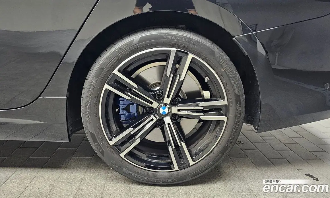 BMW 3 серия 2025 2.0 автомат (гидро), фото 6