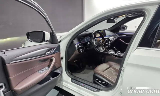 BMW 5 серия 2022 2.0 автомат (гидро), миниатюра 10