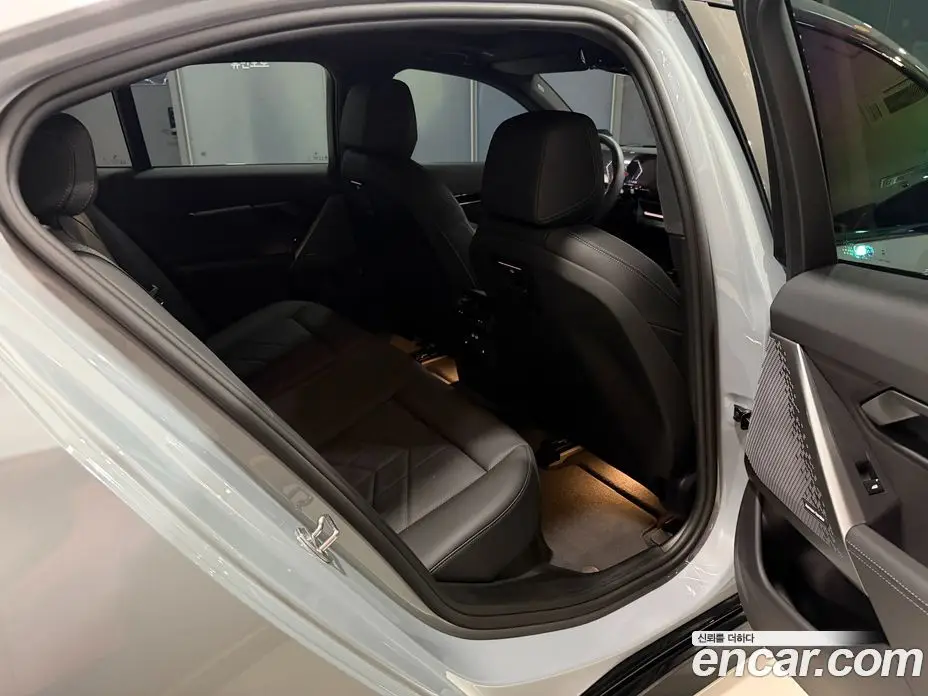 BMW 5 серия 2024 2.0 автомат (гидро), фото 12