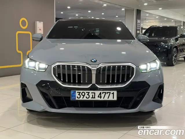 BMW 5 серия 2024 2.0 автомат (гидро), миниатюра 3