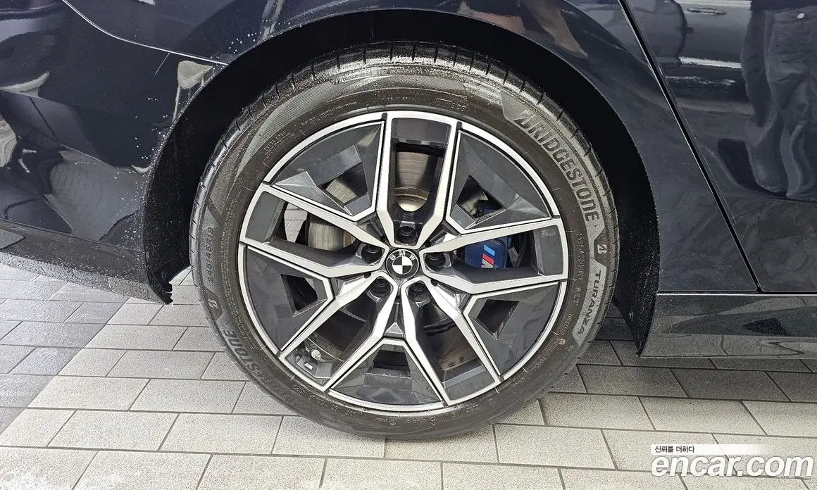 BMW 5 серия 2024 2.0 автомат (гидро), фото 5