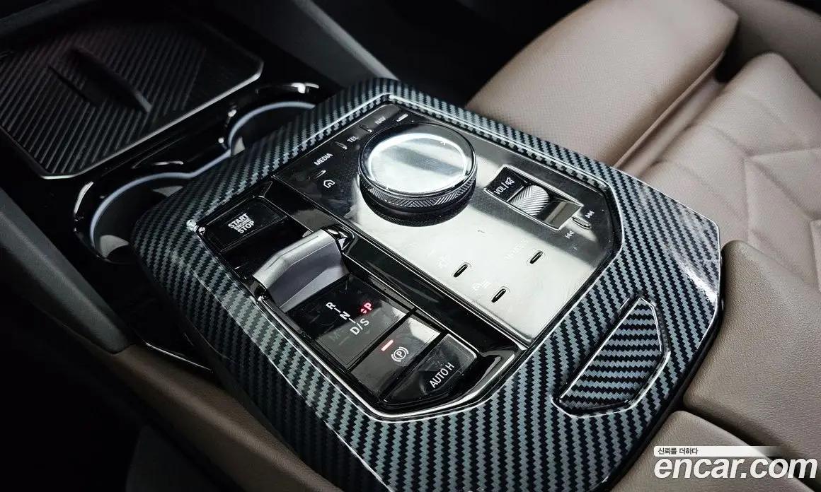 BMW 5 серия 2024 2.0 автомат (гидро), фото 9