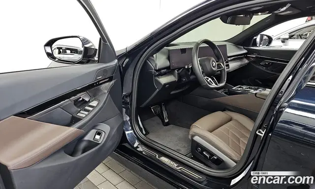 BMW 5 серия 2024 2.0 автомат (гидро), миниатюра 10