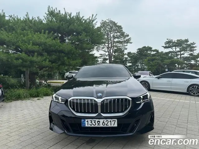 BMW 5 серия 2025 2.0 автомат (гидро), миниатюра 3