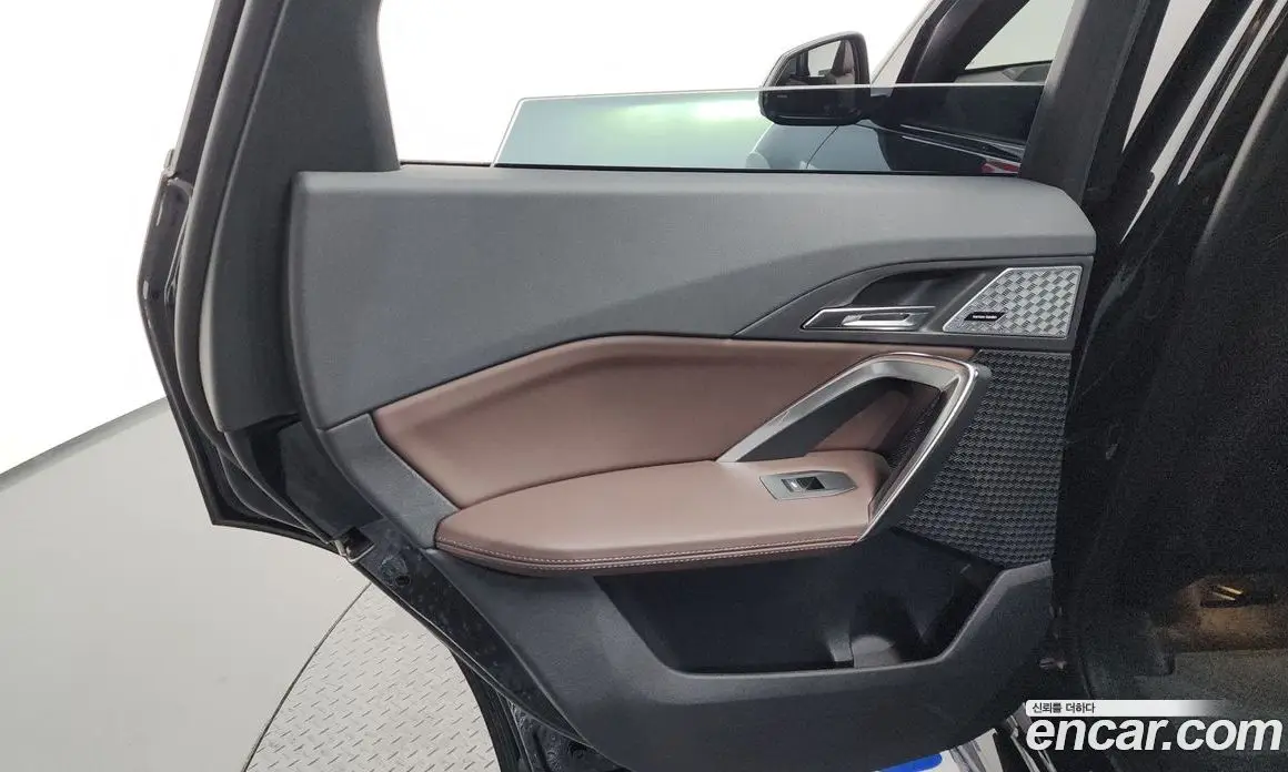 BMW X1 2025 2.0 автомат (гидро), фото 15