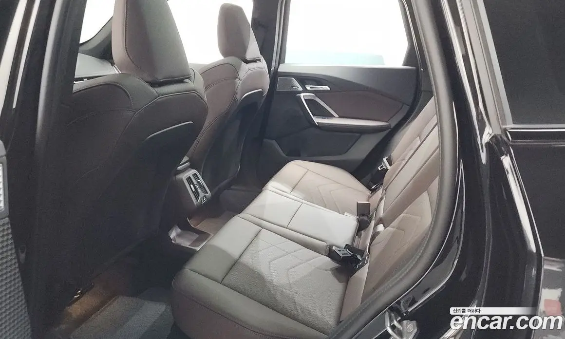 BMW X1 2025 2.0 автомат (гидро), фото 26