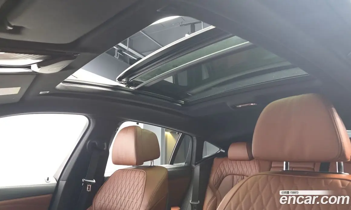 BMW X6 2022 3.0 автомат (гидро), фото 17