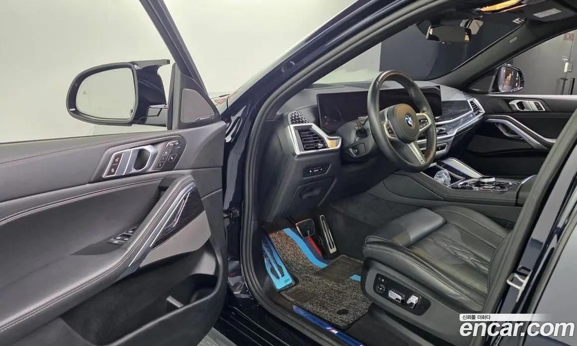 BMW X6 2023 3.0 автомат (гидро), фото 13