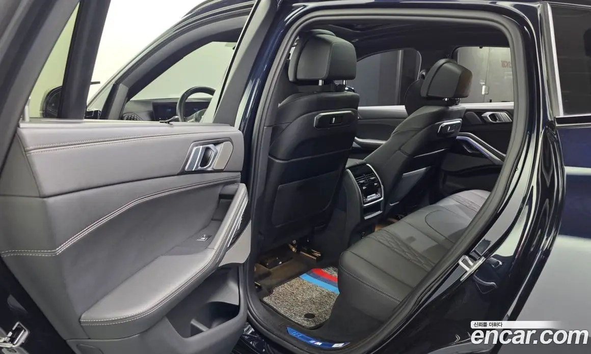 BMW X6 2023 3.0 автомат (гидро), фото 16