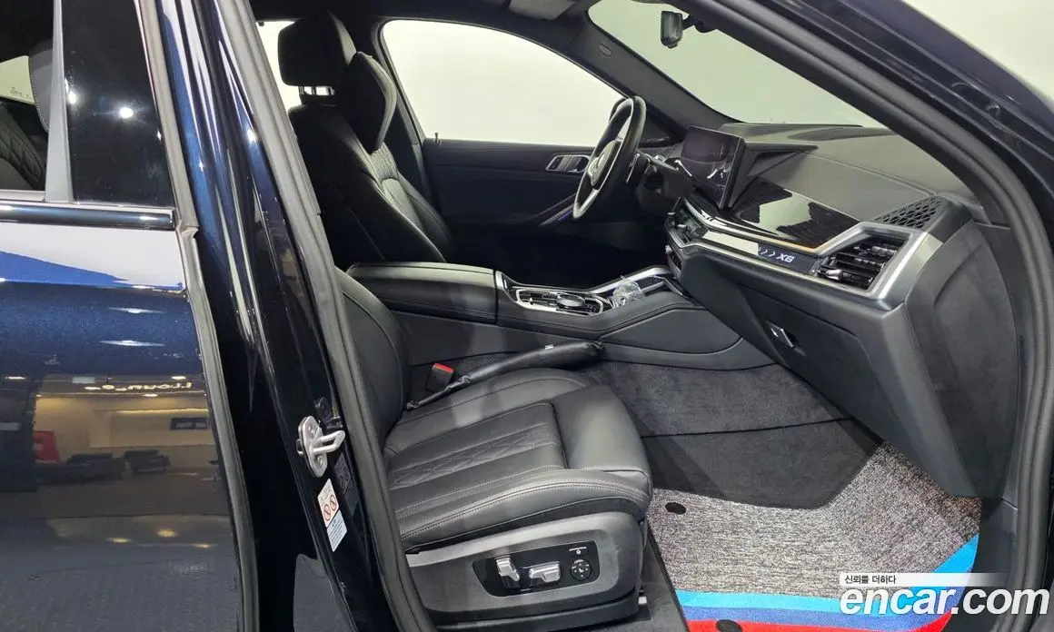 BMW X6 2023 3.0 автомат (гидро), фото 17