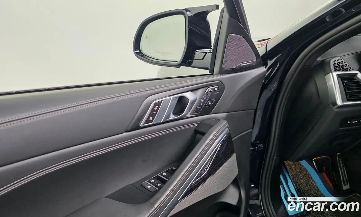 BMW X6 2023 3.0 автомат (гидро), фото 38