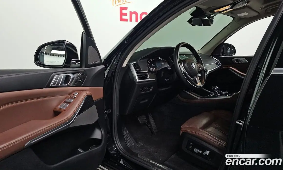BMW X7 2021 3.0 автомат (гидро), фото 12