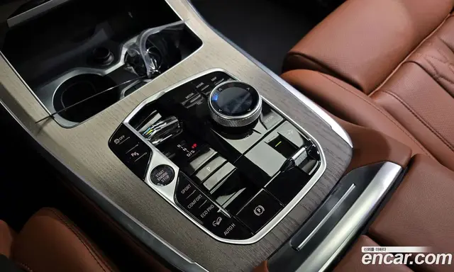 BMW X7 2025 3.0 автомат (гидро), миниатюра 9