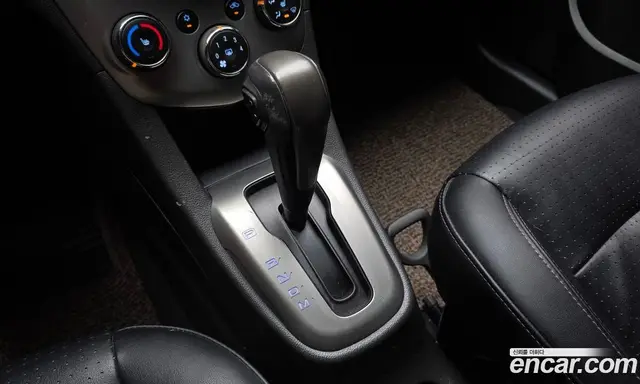 Chevrolet Aveo 2012 1.6 автомат (гидро), миниатюра 12