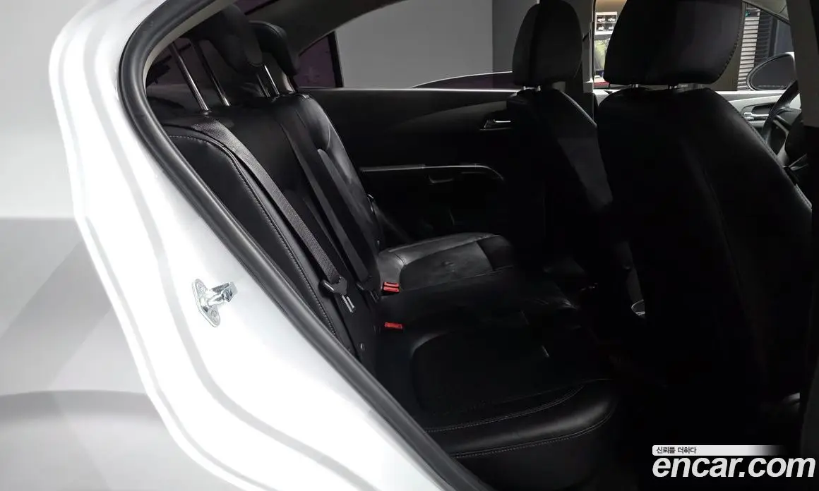 Chevrolet Aveo 2012 1.6 автомат (гидро), фото 18