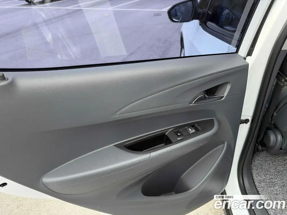 Chevrolet Bolt EV 2018 автомат (гидро), фото 17