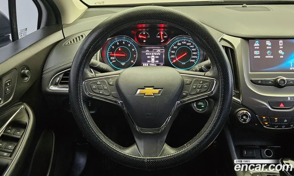 Chevrolet Cruze 2017 1.4 автомат (гидро), фото 15