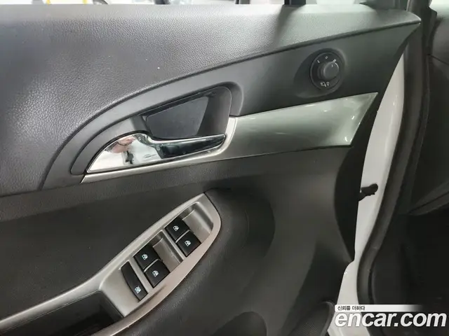 Chevrolet Orlando 2014 2.0 автомат (гидро), миниатюра 8
