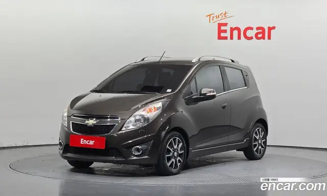 Chevrolet Spark 2011 1.0 автомат (гидро), миниатюра 1