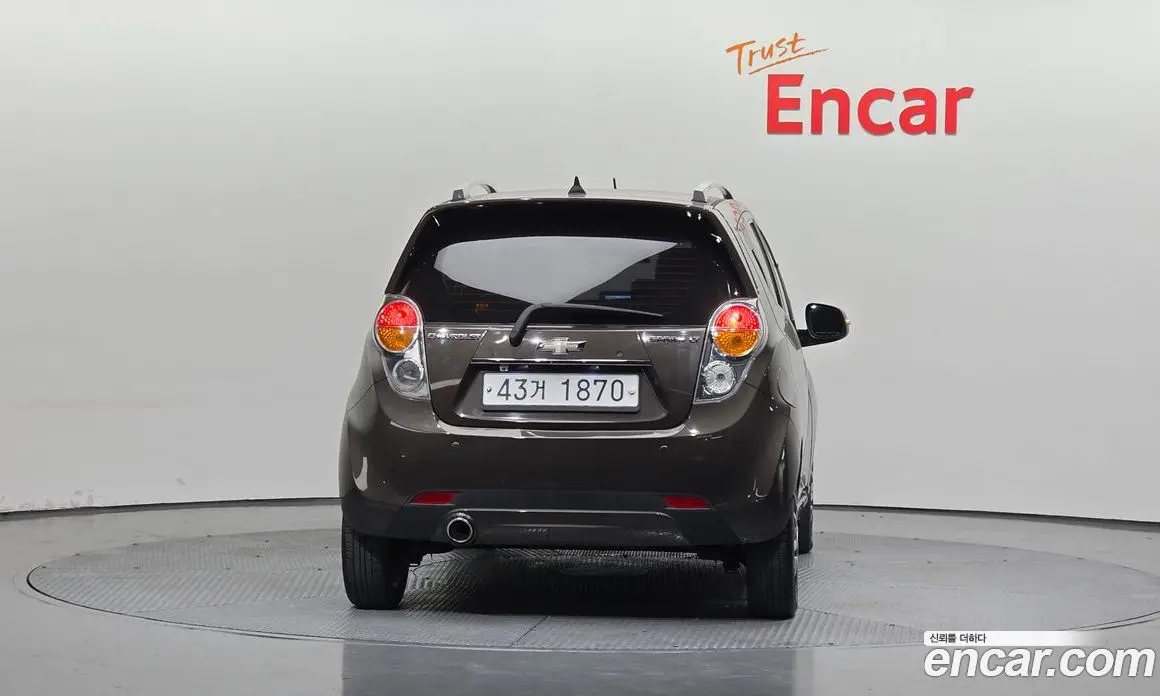 Chevrolet Spark 2011 1.0 автомат (гидро), фото 4