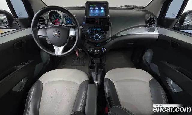 Chevrolet Spark 2011 1.0 автомат (гидро), миниатюра 7